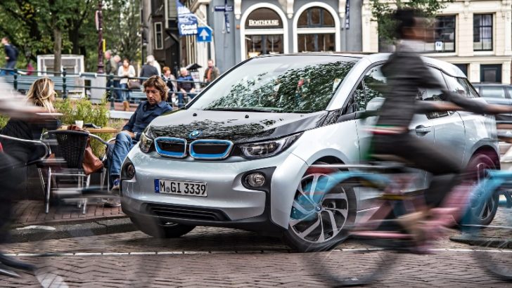 Elektrikli Bmw I3 Yollara Cikiyor