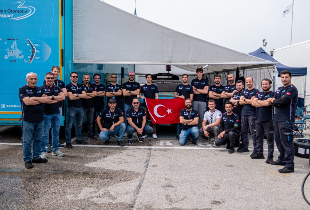 Borusan Otomotiv Motorsport (BOM) 19 Mayıs’ta Türk Bayrağını İtalya’da Dalgalandırdı