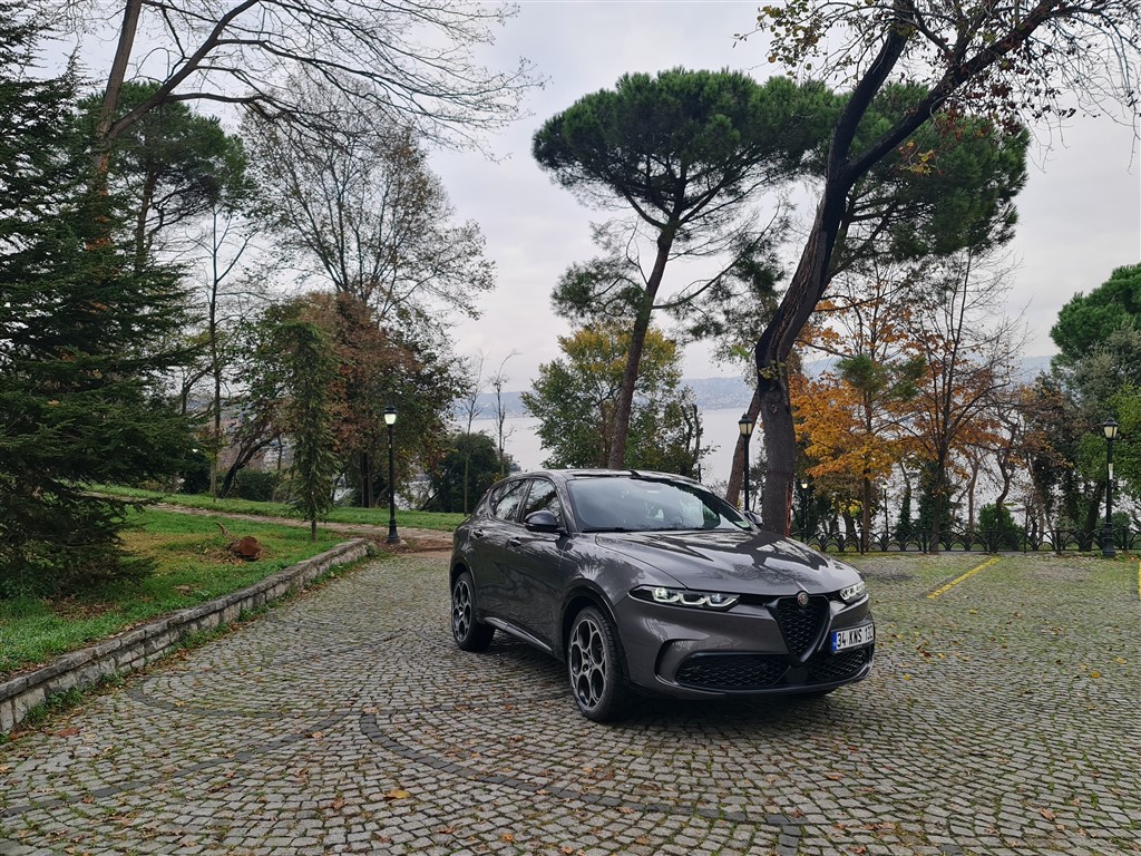 SEGMENTİNİN LİDERİ Mİ? ALFA ROMEO TONALE