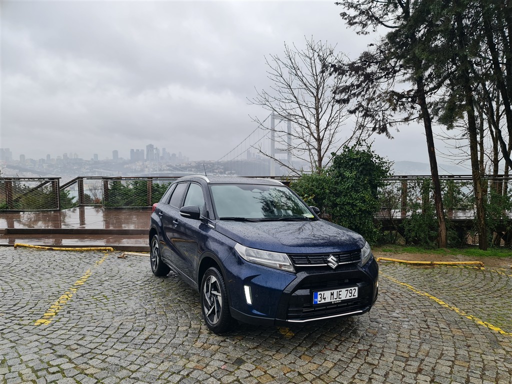 Şehir ve Doğada Dengeli Bir Yolculuk: Yeni Suzuki Vitara Hibrit